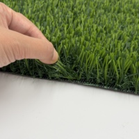 Gazon synthétique vert éco-responsable en polypropylène haute densité, ignifuge, durable, 5 ans, pour décoration murale intérieure/extérieure et aménagement paysager 4