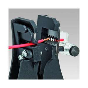 KNIPEX - 12 21 180 Pelador de aislamiento con cuchillas adaptadas lacado negro, asas con empuñaduras de plástico - Product Image 2