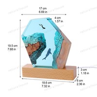 Lampe de table artisanale en résine océanique avec base en bois de hêtre, veilleuse artistique LED à intensité variable USB pour chambre à coucher, chevet, bureau