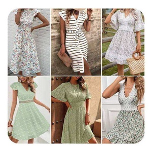 Ropa de Marca para Mujer, Lote Mixto de Vestidos, Camisetas, Camisas Pequeñas, Pantalones y Faldas, Ropa Usada - Product Image 2