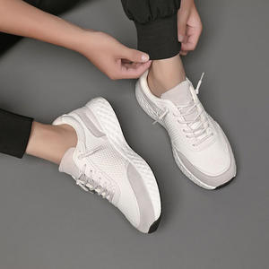 Chaussures de <span class=keywords><strong>course</strong></span> respirantes tendance les plus vendues, chaussures blanches, chaussures de sport décontractées pour l'extérieur - Product Image 2