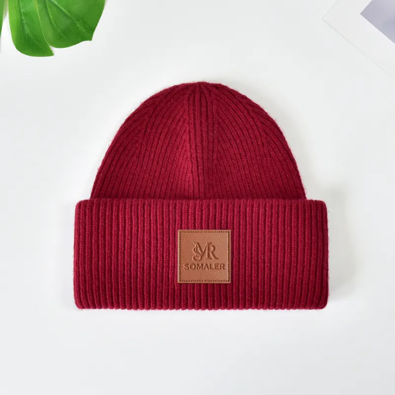 Beanies de lana acanalada con Logo personalizado para hombre y mujer, gorro de lana de invierno de lujo cálido con puños, venta al por mayor