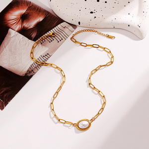 สร้อยคอสแตนเลสพร้อมจี้มุกเทียมดีไซน์ทรงเรขาคณิตชุบทอง 18k สำหรับผู้หญิงแฟชั่นเครื่องประดับของขวัญ - Product Image 3