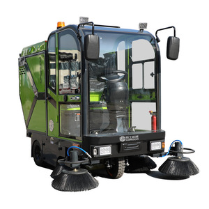 Barredora Eléctrica Korosun 8800, Pequeña, de Tres Ruedas, Limpiadora Industrial de Pisos para Limpieza de Carreteras en Fábricas y Parques - Product Image 5