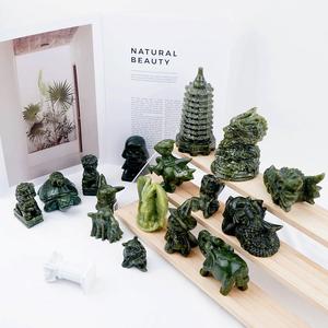 Piedra pulida <span class=keywords><strong>cara</strong></span> <span class=keywords><strong>de</strong></span> calabaza mago decoración <span class=keywords><strong>de</strong></span> Halloween energía cristal curación cuarzo Dragón Volador Xiuyu León Fengshui ornamento - Product Image 4