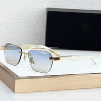 Lunettes de soleil de luxe vintage à petite monture carrée, design sans monture en métal, verres UV400 dégradés pour la conduite et les vacances