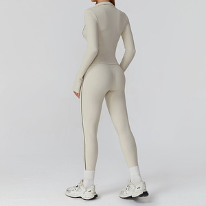 EWT2036 Women's Breathable Comfortable Zip-Up Quick Dry Athletic <b>Workout</b> Skinny Fit Gym Sport Yoga <b>Jacket</b> Leopard Print Front - Product Image 6