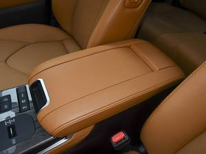 Nuova Toyota Highlander 2026 2.5L Ibrida Intelligente con Doppio Motore Elettrico, Trazione Anteriore, Edizione Elite, SUV Ibrido a 7 Posti - Product Image 5