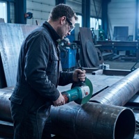 Meuleuse d'angle filaire industrielle sans balais à couple élevé et usage intensif 8500 tr/min pour commandes en gros