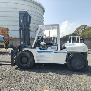 Chariot élévateur à palettes motorisé TCM FD100 d'occasion, moteur diesel Cummins, 2018, japonais, 4x4, tout-terrain, capacité de 10 tonnes - Product Image 1