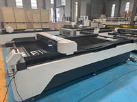 Machine de découpe laser CO2 150W 1325 1326-CCD pour acrylique et gravure sur bois, zone de travail 1300x2600, à vendre