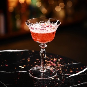 ชุดแก้วค็อกเทลทรงโบราณลายประดับหรูหรา, แก้ว<span class=keywords><strong>มา</strong></span>ร์ตินี่แบบนิคแอนด์<span class=keywords><strong>โนรา</strong></span>แบบแกะสลัก, แก้วคริสตัลหรูหราสำหรับงานปาร์ตี้และงานแต่งงาน - Product Image 2