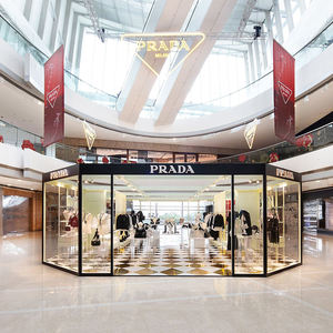 Stand de Exhibición Portátil a Gran Escala para Marcas de Moda, Maniquíes Elegantes, Muestras de Tela, Diseño Ecológico y Reciclable - Product Image 5