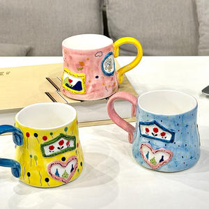 Taza de Cerámica con Diseño de Amor de Dibujos Animados, Creativa, para Parejas, de Alta Calidad, Linda, Apta para Microondas, Resistente a Altas Temperaturas, para Uso en Cafeterías - Product Image 4