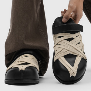 Nouvelles tongs décontractées en caoutchouc pour hommes et femmes, style 2026, avec fermeture multifonctionnelle et bout ouvert - Product Image 1