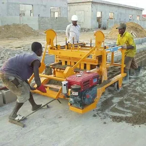 Máquina de bloques móvil con motor diésel para poner huevos de hormigón, funciona sin palé para la fabricación de bloques huecos