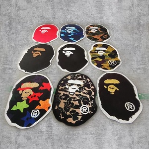 Tapis imprimé irrégulier Anime personnalisé Kaws Bape, tapis de salon, tapis Bape Bear pour chambres à coucher - Product Image 1