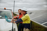 Panneaux solaires canadiens TOPBiHiKu6 photovoltaïques commerciaux Topcon de type N, bifaciaux, double vitrage, monocristallins, 500 watts (500W)