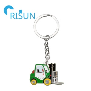 Chariot élévateur personnalisé en usine camion à plat émail pendentif porte-clés Llavero Logo personnalisé camion remorque porte-clés chariot élévateur porte-clés - Product Image 4