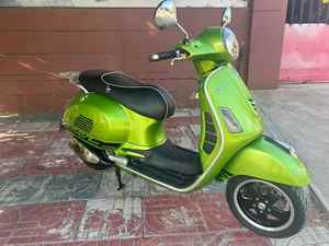 Per <span class=keywords><strong>Vespa</strong></span> GTS Super <span class=keywords><strong>300</strong></span> Sport Scooter a Gas Ciclomotore Motocicletta - Product Image 4