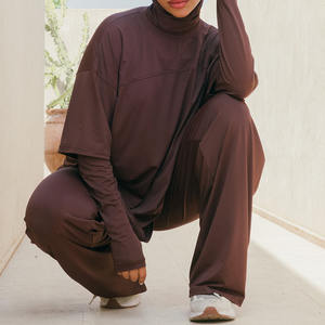 Abbigliamento sportivo modesto da donna con Design musulmano personalizzato in tessuto di cotone musulmano tuta da ginnastica traspirante ad asciugatura rapida - Product Image 2