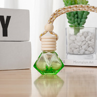 Diffuseur d'huiles essentielles suspendues en forme de diamant en verre de luxe de 8ml bouteille de parfum désodorisant pour voiture véhicule liquide aromathérapie