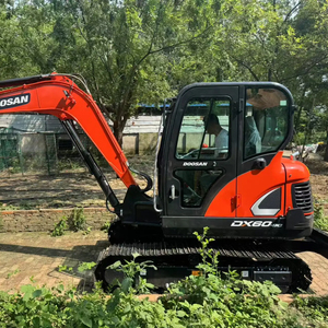 Excavatrice Doosan DX60 DH60 DH55 de 6 tonnes, d'occasion, de Corée, à vendre - Product Image 1