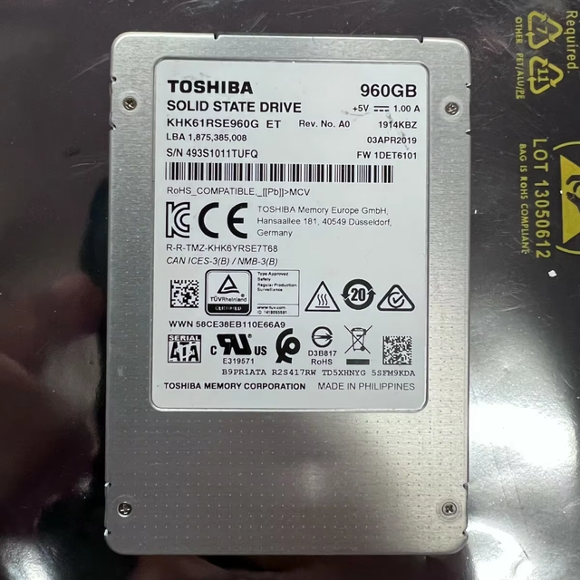 For Toshiba KHK61RSE960G 960GB 2.5-Inch SAS 12Gb/s Enterprise SSD High-Performance Solid State Drive for Servers