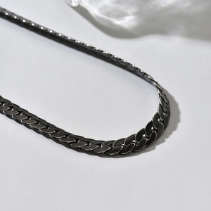 Unisex Minimalist Stainless Steel Necklace Link <b>Chain</b> with Geometric Pattern Trendy Fashion Jewelry for Anniversary Unisex Gift - Product Image 3