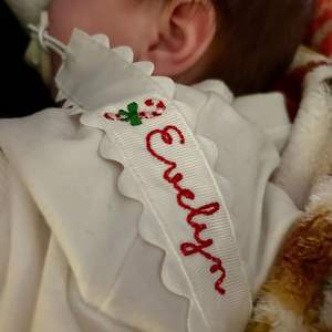 Venta al por mayor conjunto de ropa de bebé recién nacido personalizado bebé cinta chupete Clips bebé niño niña chupete cadena babero conjunto 2025 - Product Image 4