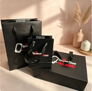 Sacs shopping en papier noir mat personnalisés, sacs cadeaux avec poignée en ruban satiné, impression de logo personnalisée pour l'emballage de produits électroniques en détail - Product Image 1