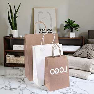 Sacs en papier kraft blanc et brun personnalisés avec votre logo pour l'emballage alimentaire à emporter, les courses et les cadeaux, avec poignée et impression artisanale - Product Image 3