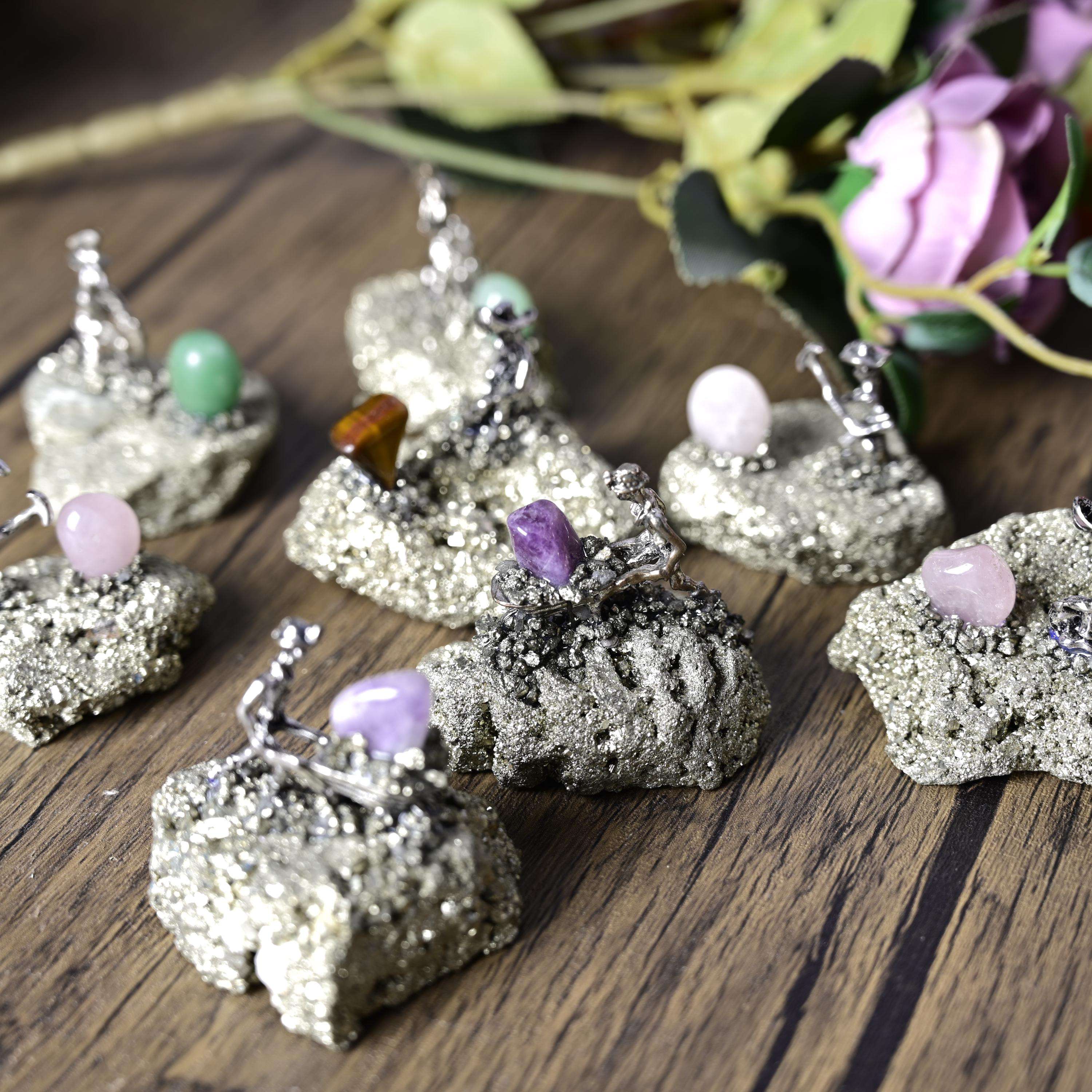 คนขุดไพไรต์