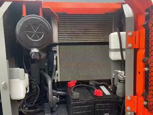 Mini pelle sur chenilles Hitachi ZX120 de 12 tonnes d'occasion certifiée CE avec pompe à moteur Hitachi et roulement 2022 Modèle Japon - Product Image 4