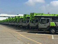 Grue de camion de 100 tonnes en vente au Qatar