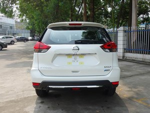 Nissan X-Trail 2017, Haute Qualité, Faible Kilométrage, SUV 5 Places, Disponible en Stock, Vente à <span class=keywords><strong>Prix</strong></span> Spécial - Product Image 6