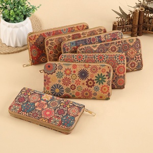 Nouveau <span class=keywords><strong>Portefeuille</strong></span> Long <span class=keywords><strong>Femme</strong></span> 2026 Tendance Minimaliste à Motifs, Sac Téléphone à Fermeture Éclair Unique, <span class=keywords><strong>Porte</strong></span>-Monnaie Portable pour <span class=keywords><strong>Chéquier</strong></span>, Vente en Gros - Product Image 2