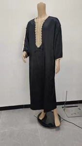 Vente flash <span class=keywords><strong>2021</strong></span> Nouvelle conception Vêtements pour hommes Style marocain Dubaï Musulman Africain Grande taille Vêtements islamiques <span class=keywords><strong>Chemise</strong></span> Robe Thobe pour hommes - Product Image 4