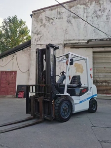 รถยกดีเซลขนาดเล็ก TCM 3T 4.5M เครื่องจักรก่อสร้างวิศวกรรมการเผาไหม้ภายใน - Product Image 4