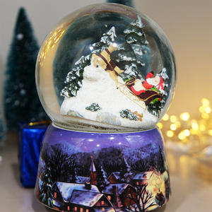 Nouveau Design personnalisé 100mm décorations de noël globe à neige en résine avec lumières de musique - Product Image 6