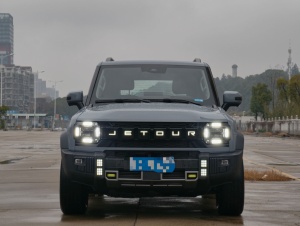 เจ็ททัวร์ ทราเวลเลอร์ ปี 2024 รุ่น 2.0T 4WD แอดเวนเจอร์ โปร เอนเตอร์เทนเมนท์ อิดิชั่น เกียร์ออโต้ รถมือสอง - Product Image 4