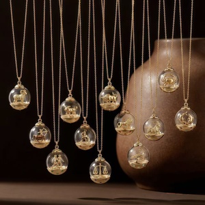 Nuova Collana con Ciondolo Sferico dei 12 Segni Zodiacali in Rame Placcato Oro 18k, Design Elegante e Raffinato - Product Image 1