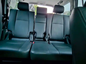 Toyota Prado 2019 3.5L <span class=keywords><strong>Auto</strong></span> TX L Premium 7 Posti SUV Ben Mantenuta con Ruota di Scorta Posteriore, Registro di Servizio Completo e <span class=keywords><strong>Controllo</strong></span> VIN - Product Image 5