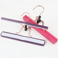Extensions de cheveux Cintre Extensions de cheveux Crochets simples Cintres en bois pour extensions de cheveux