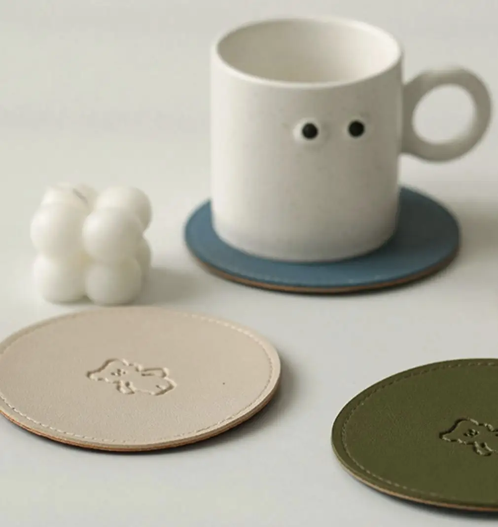 Coasters de couro bonito isolamento térmico antiderrapante Mat impermeável Cup Mat para casa e escritório