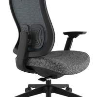 Bureaux en cuir pour espaces professionnels, grande surface de travail, gestion des câbles, support lombaire, construction durable pour