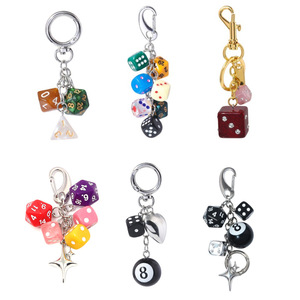 Creative 8-Die portachiavi borsa con ciondolo in lega nera colorata in metallo ispirata al biliardo per <span class=keywords><strong>cubo</strong></span> <span class=keywords><strong>di</strong></span> <span class=keywords><strong>Rubik</strong></span> per chiave - Product Image 2