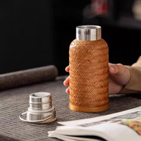 Termos Vakum Baja Tahan Karat Anyaman Bambu Ramah Lingkungan Buatan Tangan, Tumbler Teh Portabel dengan Logo Kustom, Hadiah Cangkir Kantor