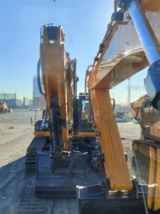 รถขุด Liugong 942F สำหรับงานก่อสร้างและรื้อถอน รถตักล้อยาง 42 ตัน รถขุดเหมือง - Product Image 4