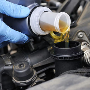 Olio Motore Sintetico 4T 10W-40 per Moto - Product Image 5